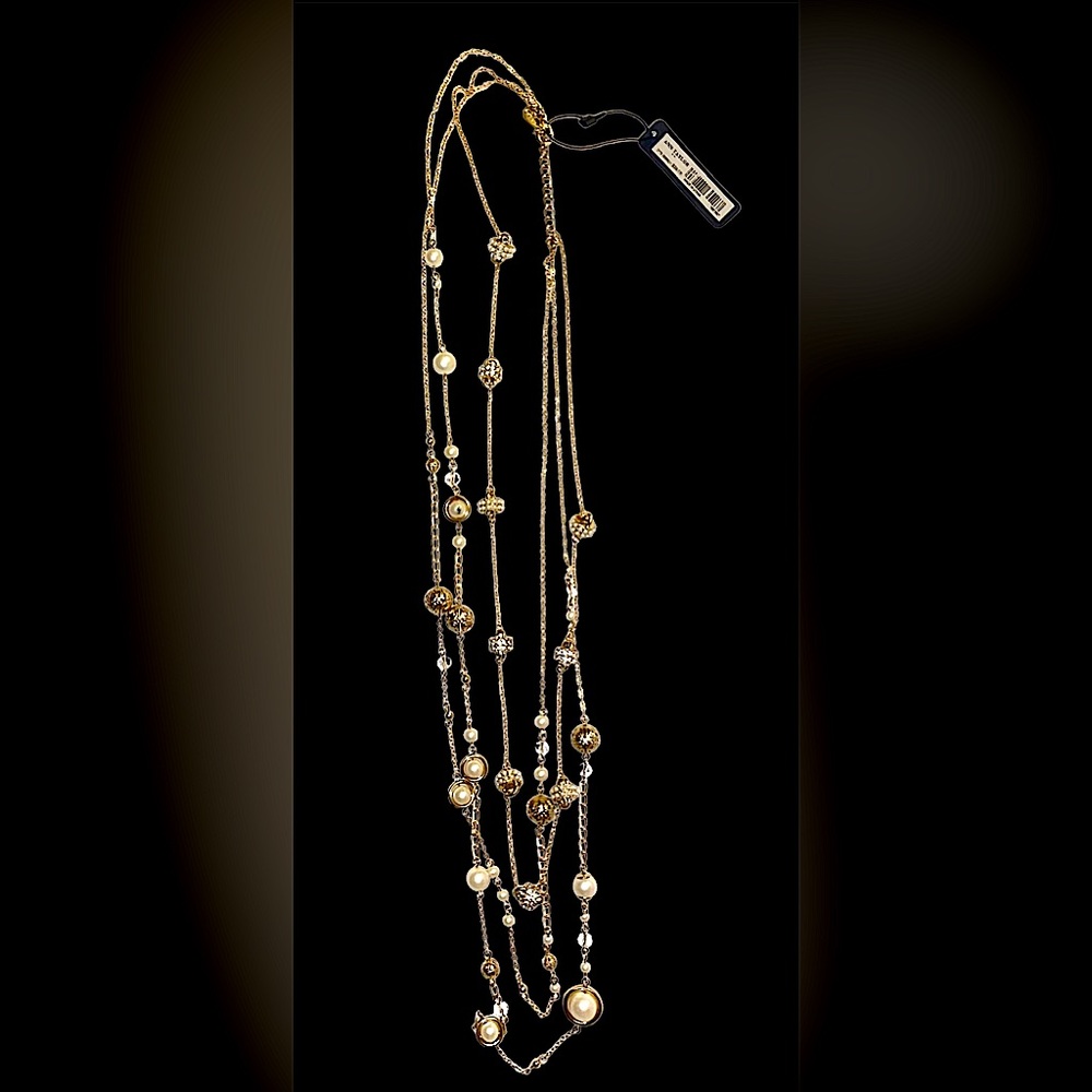 New Ann Taylor necklace gold pearl